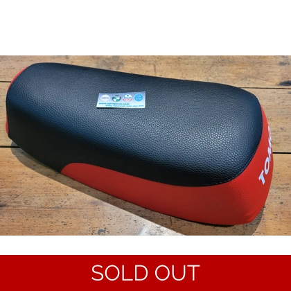 Red and black flip up seat for Tomos A3/A35
